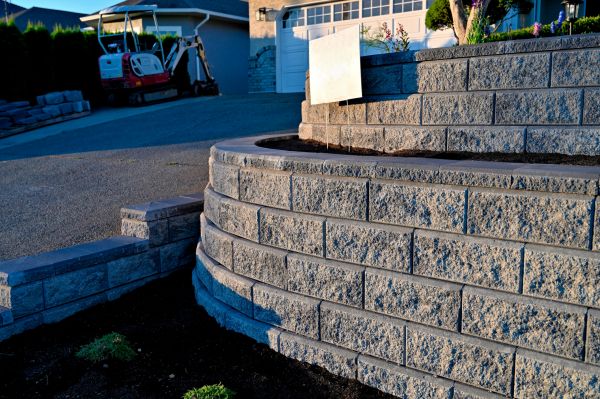 Stone Retaining Wall Repair in Redwood City